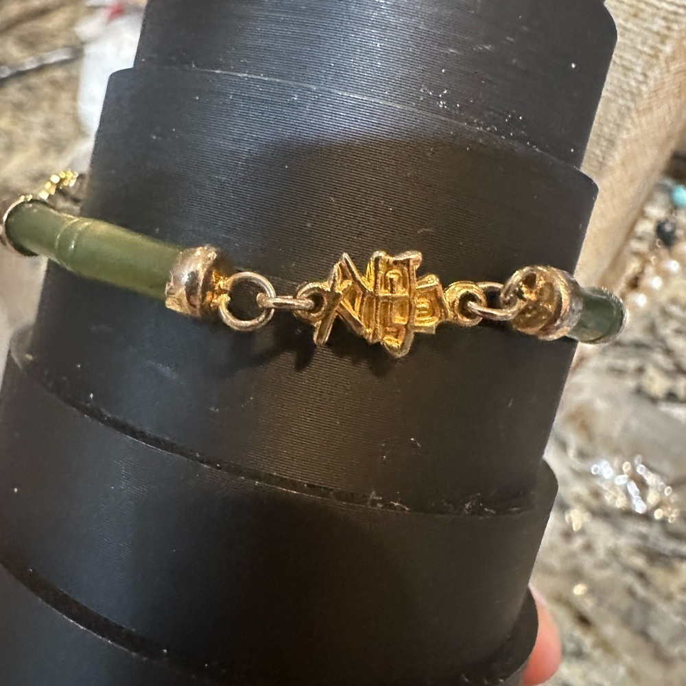 Jade gold tone bracelet